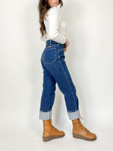 Load image into Gallery viewer, Vintage 70s Rustler Dark Wash Jeans Waist 32”