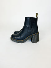 Load image into Gallery viewer, Dr. Martens ‘Spence’ Chelsea Boots Size 39
