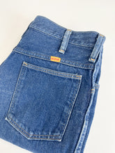 Load image into Gallery viewer, Vintage 70s Rustler Dark Wash Jeans Waist 32”