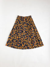 Load image into Gallery viewer, Vintage 90s Navy Baroque Pattern Pleated Skirt