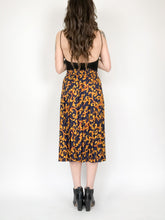 Load image into Gallery viewer, Vintage 90s Navy Baroque Pattern Pleated Skirt