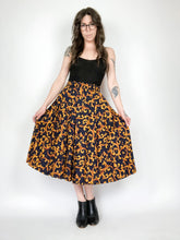 Load image into Gallery viewer, Vintage 90s Navy Baroque Pattern Pleated Skirt