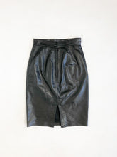 Load image into Gallery viewer, Danier Ultra Soft Leather Knee Length Skirt