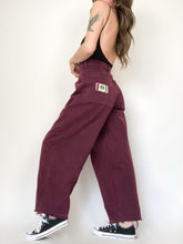 Load image into Gallery viewer, Vintage 90s Cross Colours Burgundy High Rise Baggy Jeans Waist 31/32”