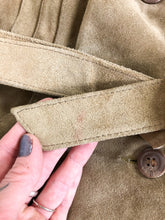 Load image into Gallery viewer, Vintage 70s Opera Suede Jacket with Fur Trim