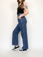 Load image into Gallery viewer, Vintage 90s Carhartt Carpenter Jeans Waist 30”