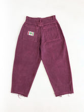 Load image into Gallery viewer, Vintage 90s Cross Colours Burgundy High Rise Baggy Jeans Waist 31/32”