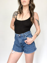 Load image into Gallery viewer, Vintage 90s Rustler High Rise Cut Off Shorts Waist 32/33”