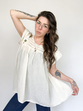 Load image into Gallery viewer, Vintage Embroidered Floral Crochet and Linen Top