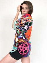 Load image into Gallery viewer, Vintage 1991 Planet Hollywood Abstract Button Up Camp Shirt Size S
