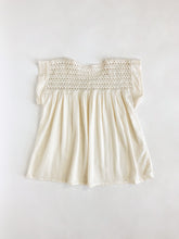 Load image into Gallery viewer, Vintage Embroidered Floral Crochet and Linen Top