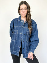 Load image into Gallery viewer, Vintage 90s Denim Jacket with Comic Strip Lining