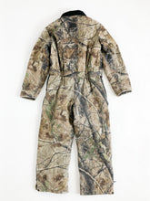 Load image into Gallery viewer, Vintage Walls Camouflage Insulated Coveralls Size Youth 14