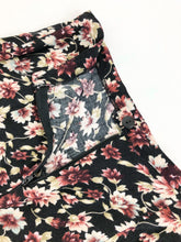 Load image into Gallery viewer, Vintage 90s Smart Set Floral Maxi Skirt Waist 26”