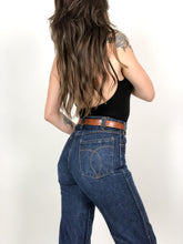 Load image into Gallery viewer, Vintage 70s High Rise Boot Cut Jeans Waist 27”