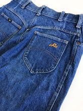 Load image into Gallery viewer, Vintage 80s Chic by h.i.s High Rise Straight Leg Jeans Waist 29”