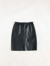 Load image into Gallery viewer, Vintage 80s ‘Perfect’ Black Leather Skirt Waist 26”