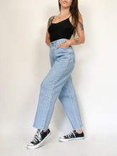 Load image into Gallery viewer, Vintage 90s Chic Light Wash High Rise Raw Hem Jeans Waist 28”