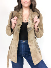 Load image into Gallery viewer, Vintage 70s Opera Suede Jacket with Fur Trim