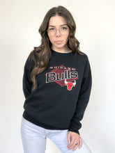 Load image into Gallery viewer, Vintage 90s Chicago Bulls Logo 7 Crewneck Sweater
