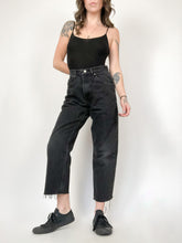 Load image into Gallery viewer, Vintage 90s Wrangler Raw Hem High Rise Black Denim Jeans Waist 30”