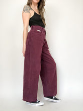 Load image into Gallery viewer, Vintage 90s Cross Colours Burgundy High Rise Baggy Jeans Waist 31/32”