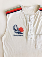 Load image into Gallery viewer, Vintage 70s Nassau, Bahamas Souvenir Tee Size M