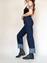 Load image into Gallery viewer, Vintage 90s Rustler Dark Wash High Rise Jeans Waist 30”
