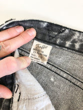Load image into Gallery viewer, Vintage 80s Traffic Grey Acid Wash Stretchy High Rise Skinny Jeans Waist 26/27”