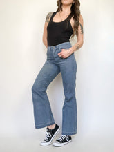Load image into Gallery viewer, Vintage 60s/70s Gandy Dancer Mid Rise Raw Hem Flared Jeans Waist 29”
