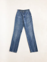 Load image into Gallery viewer, Vintage 70s Brittania High Rise Straight Leg Jeans Waist 26”