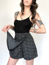 Load image into Gallery viewer, Vintage 90s Premiere Collection Floral Skort