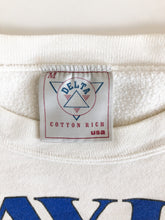 Load image into Gallery viewer, Vintage 90s Davis’ Tavern Essex England Crewneck Sweater