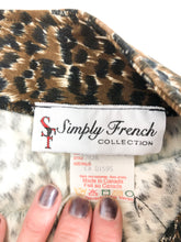 Load image into Gallery viewer, Vintage 90s Simply French Collection Leopard Print High Rise Skirt
