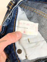 Load image into Gallery viewer, Vintage 70s High Rise Boot Cut Jeans Waist 27”