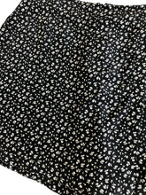 Load image into Gallery viewer, Vintage 90s Premiere Collection Floral Skort