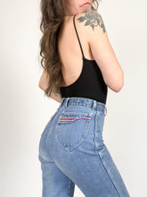 Load image into Gallery viewer, Vintage 70s Brittania High Rise Straight Leg Jeans Waist 26”