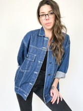 Load image into Gallery viewer, Vintage 90s Denim Jacket with Comic Strip Lining