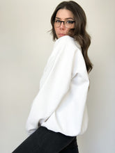 Load image into Gallery viewer, Vintage 90s Smith Valley Nevada Bird Sweater