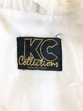 Load image into Gallery viewer, Vintage 80s White Rabbit Fur Cropped Jacket