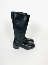 Load image into Gallery viewer, Vintage Y2K Santana Black Leather Boots Size 7.5
