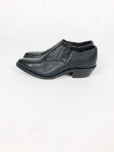 Load image into Gallery viewer, Vintage Black Leather Western Booties Size 7.5
