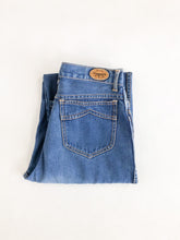 Load image into Gallery viewer, Vintage 70s Brittania High Rise Straight Leg Jeans Waist 26”
