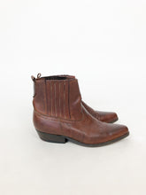 Load image into Gallery viewer, Vintage 80s Joe Sanchez Brown Leather Ankle Boots Size 40
