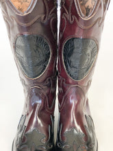 Load image into Gallery viewer, Vintage Two Tone Rancho Boots Makers Cowboy Boots Men’s Size 42
