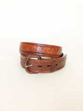 Load image into Gallery viewer, Vintage Dark Brown Woven Leather Belt
