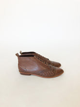 Load image into Gallery viewer, Vintage 90s Brown Woven Leather Lace Up Booties Size 6.5
