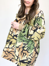 Load image into Gallery viewer, Vintage 80s Predator Camouflage Jacket
