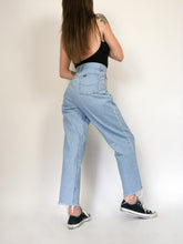 Load image into Gallery viewer, Vintage 90s Chic Light Wash High Rise Raw Hem Jeans Waist 28”
