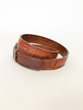 Load image into Gallery viewer, Vintage Dark Brown Woven Leather Belt
